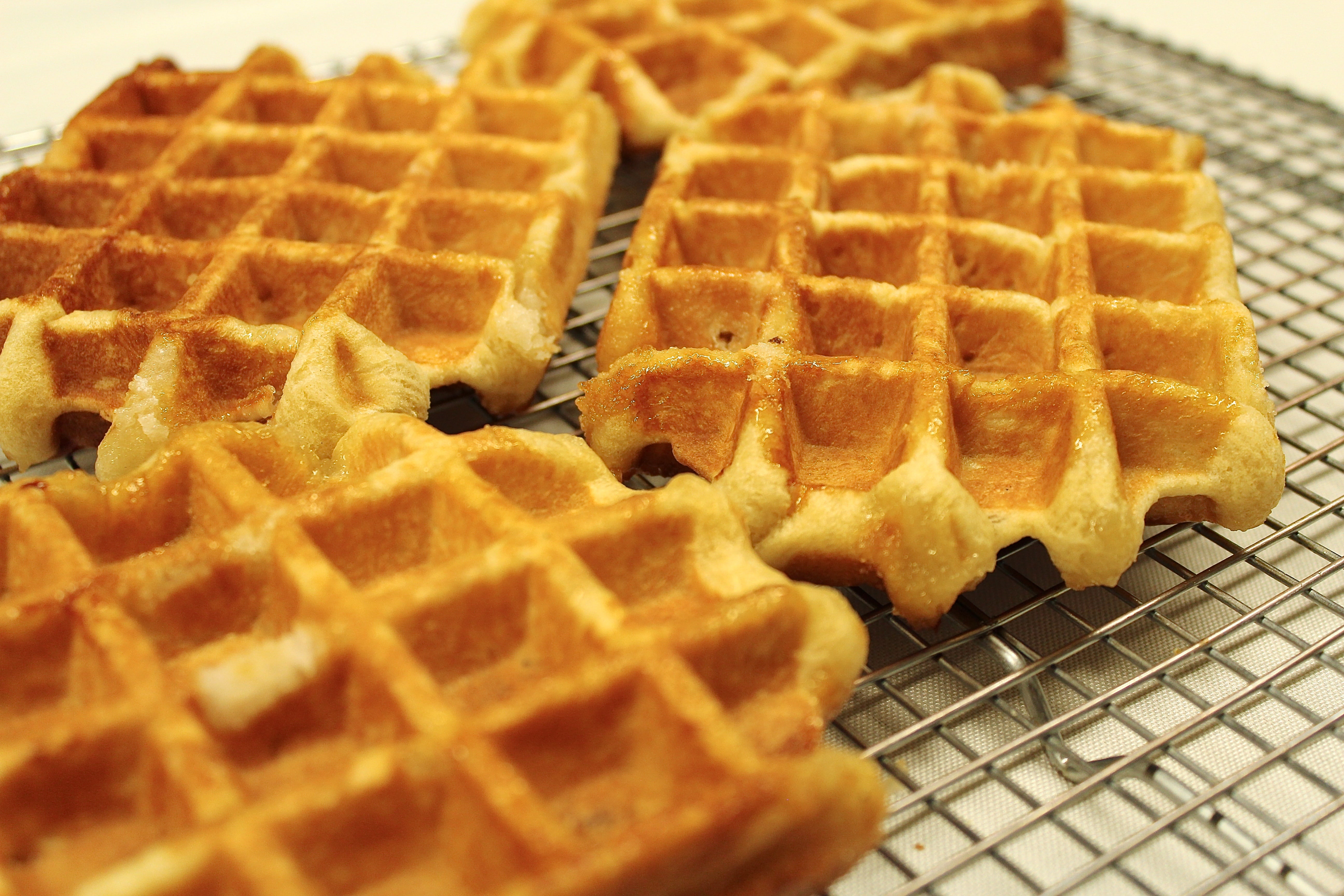 2 Dozen Pre-Packaged Waffles – Waffle Cabin